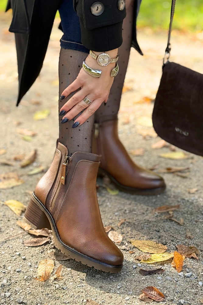 Hnědé semišové ploché boty, zateplené