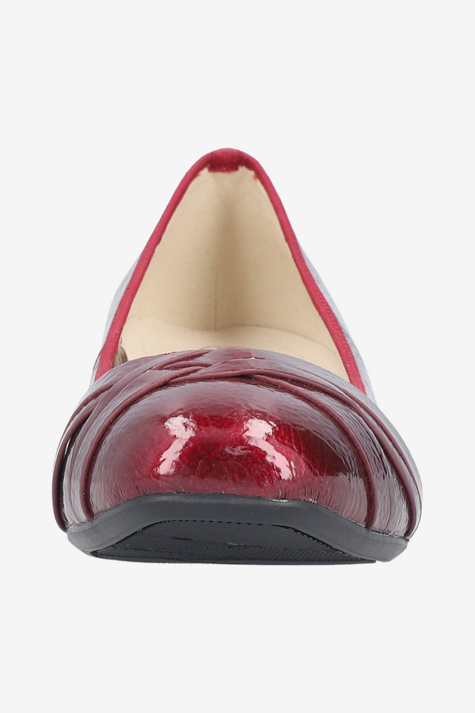 Béžové děrované lodičky s blokem Rieker