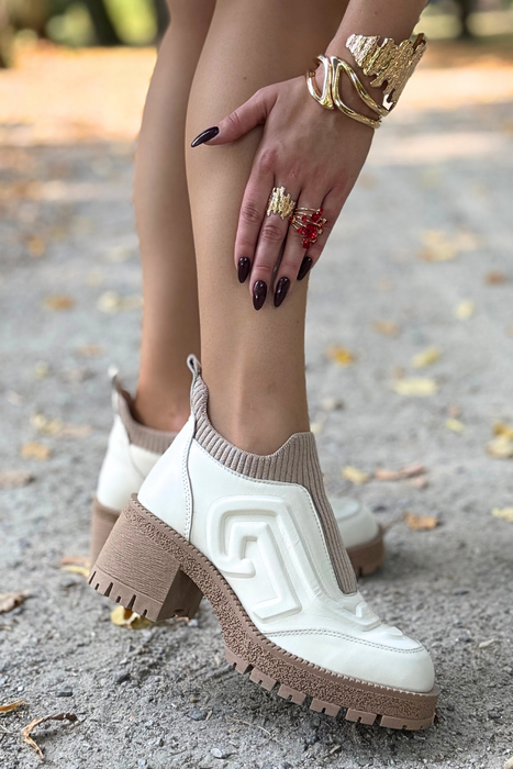 Kožené kotníkové boty olivové barvy s nazouvací platformou