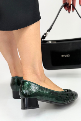 Béžové děrované lodičky s blokem Rieker