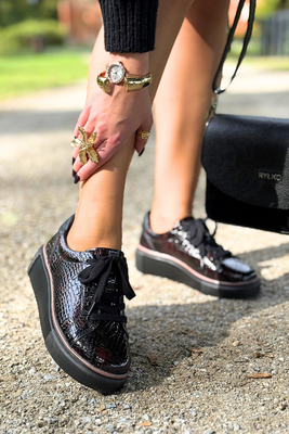 Kožené nazouvací boty na klínku se zipem, černé