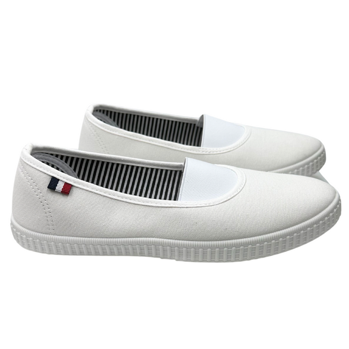 Bílé české slip-on tenisky s gumičkou