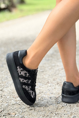 Kožené nazouvací boty na klínku se zipem, černé