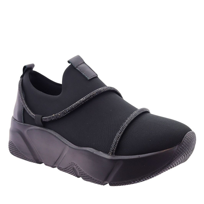 Nápadné černé tenisky Boccato s nazouvací platformou