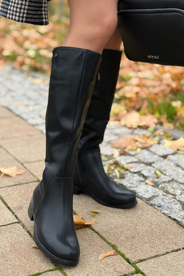 Dámské černé kožené kozačky na zip