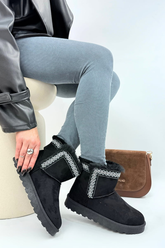 Hnědé semišové ploché boty, zateplené