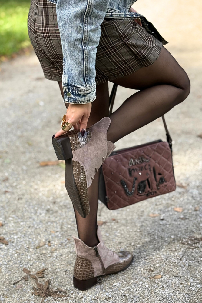 Černé kotníkové boty Potocki s ozdobným podpatkem