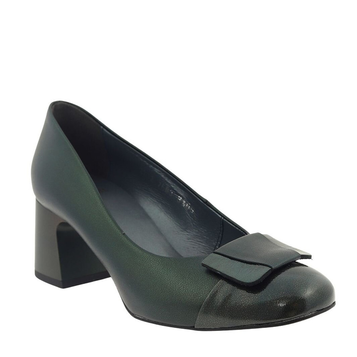 Zelené kožené lodičky s ozdobným svrškem Kordel