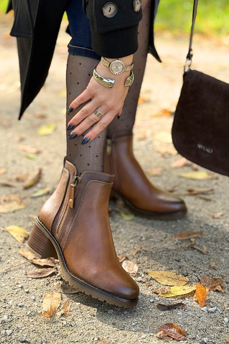 Hnědé semišové ploché boty, zateplené