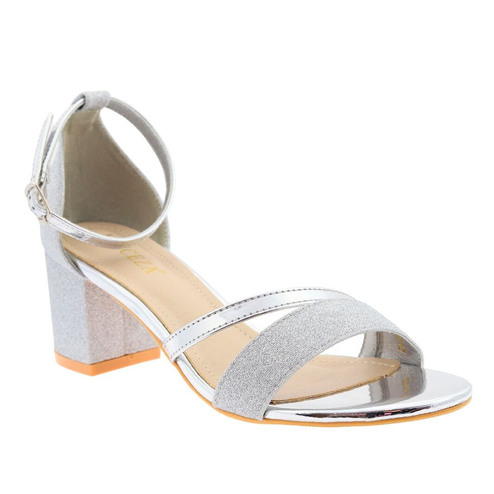 Elegantní stříbrné třpytivé sandály na bloku