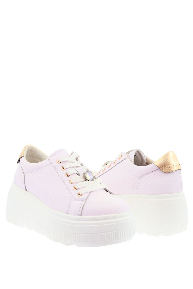 Kožené bílé boty na platformě