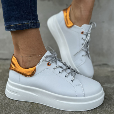 Bílé a oranžové kožené boty na platformě Artiker