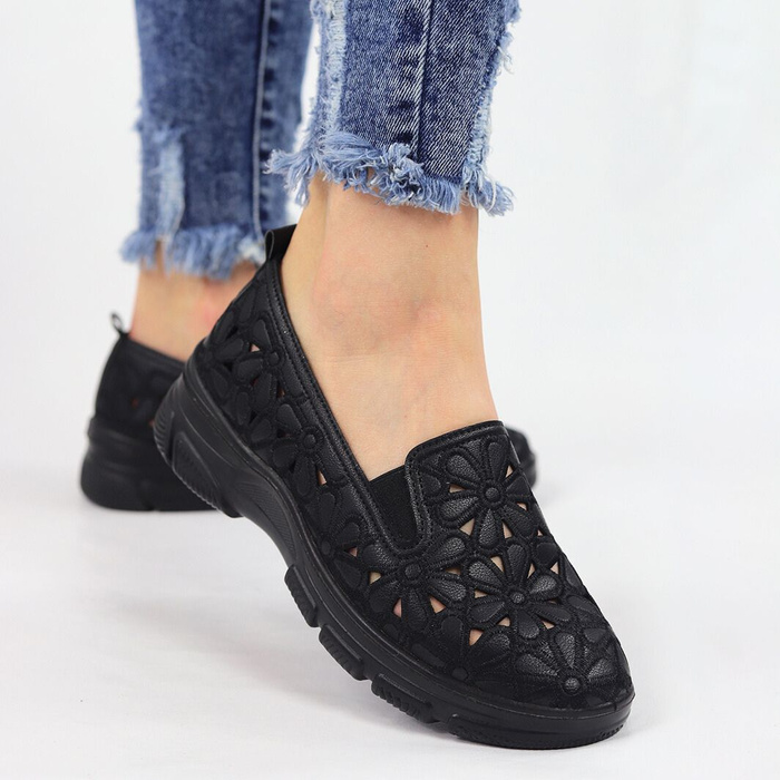 Černé dámské tenisky Evento