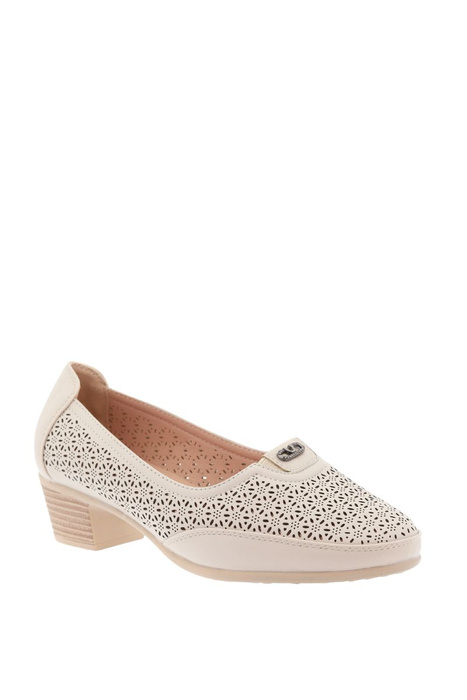 Béžové prolamované lodičky nazouváky