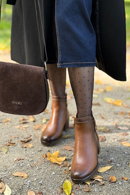 Hnědé semišové ploché boty, zateplené