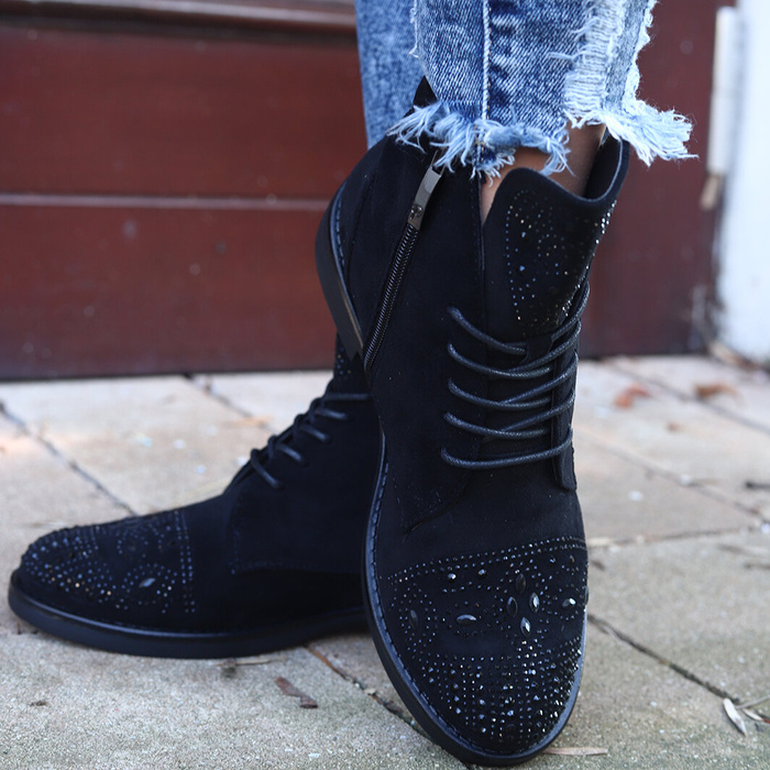 Černé kotníkové boty se zirkony od Potocki