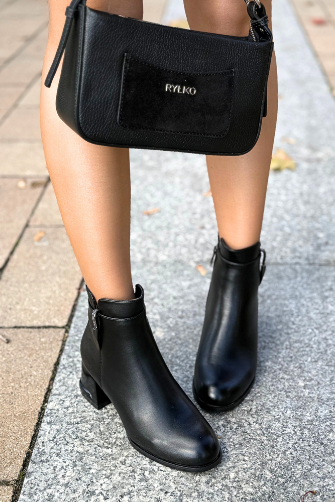 Černé kotníkové boty s blokem Potocki