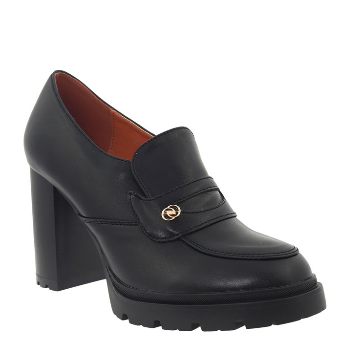 Černé boty na vysokém podpatku Evento