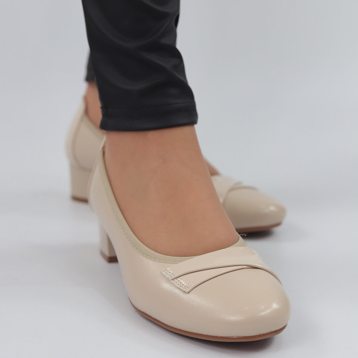 Béžové lodičky s blokem Potocki