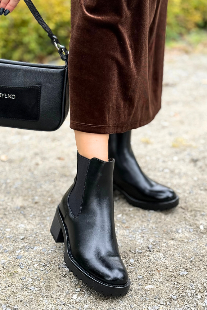 Hnědé semišové ploché boty, zateplené