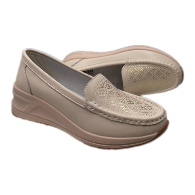 Béžové a zlaté kožené boty na klínku značky Artiker