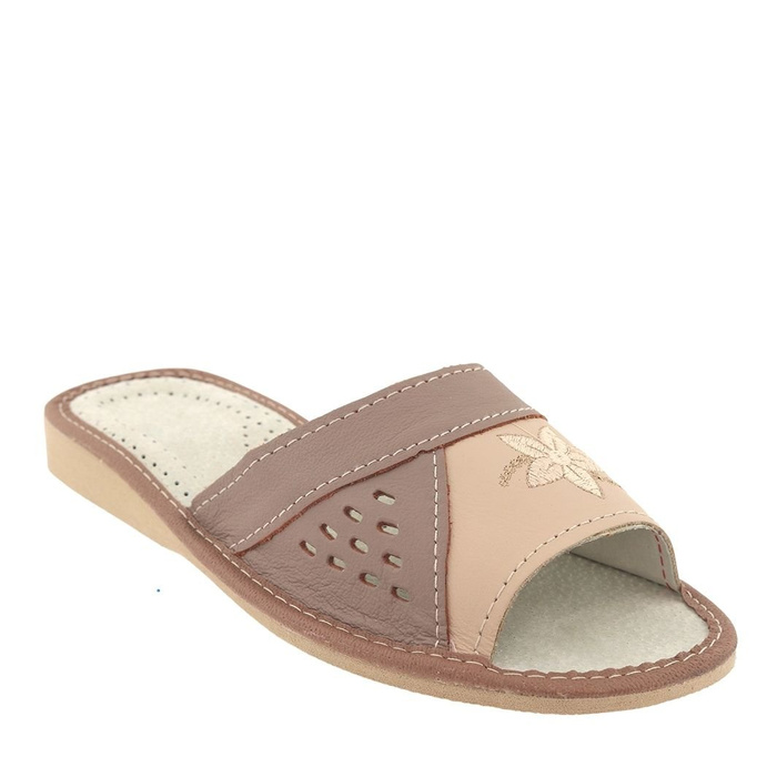 Béžové kožené domácí pantofle