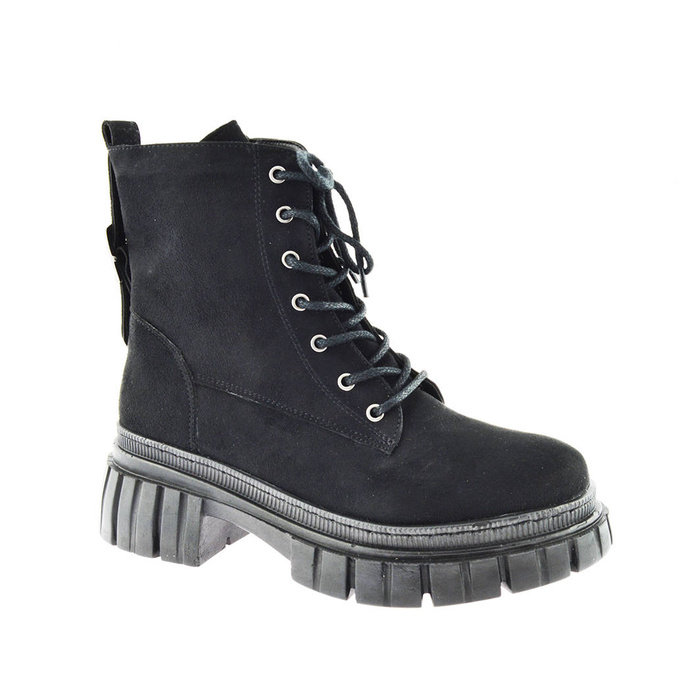 Dámské černé semišové kozačky se silnou podrážkou