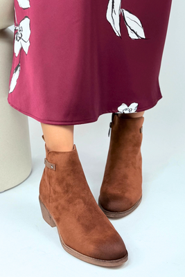 Hnědé semišové ploché boty, zateplené