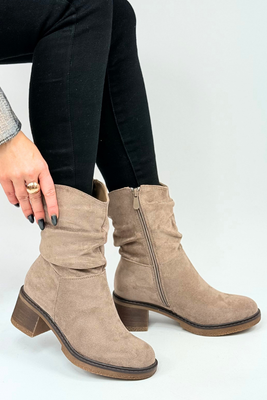 Černé kotníkové boty Potocki s ozdobným podpatkem