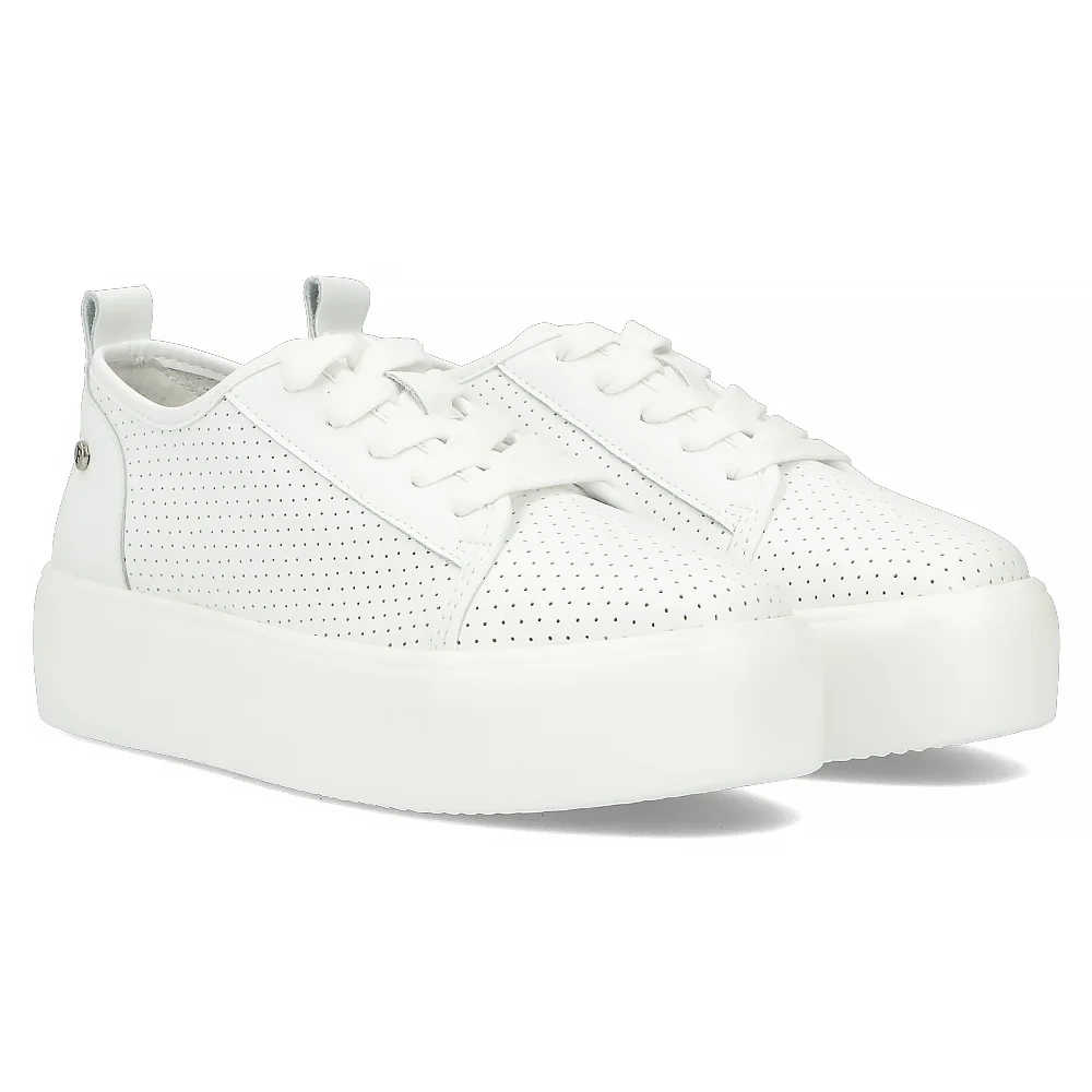 Bílé kožené tenisky na silné platformě Filippo