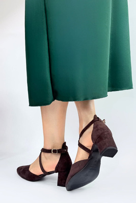 Černé semišové lodičky na vysokém podpatku