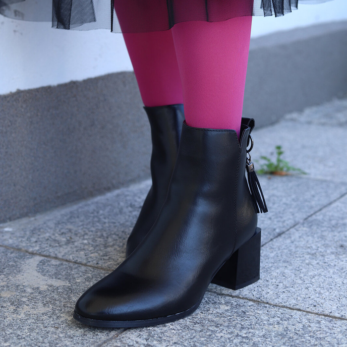 Černé kotníkové boty s blokem Potocki