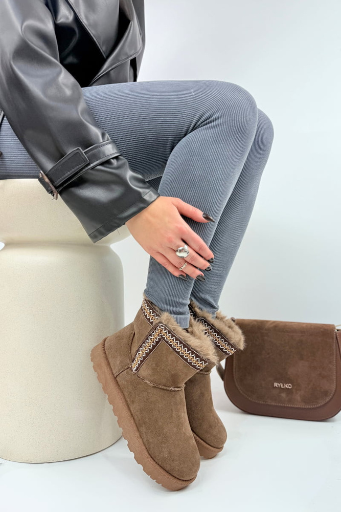 Hnědé semišové ploché boty, zateplené