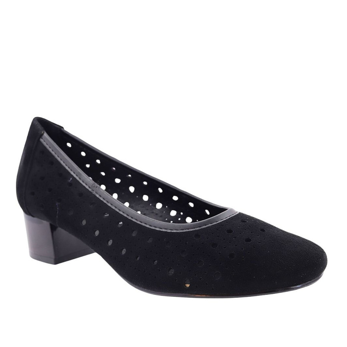 Černé prolamované semišové lodičky s blokem