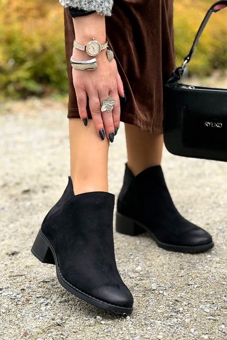 Hnědé semišové ploché boty, zateplené