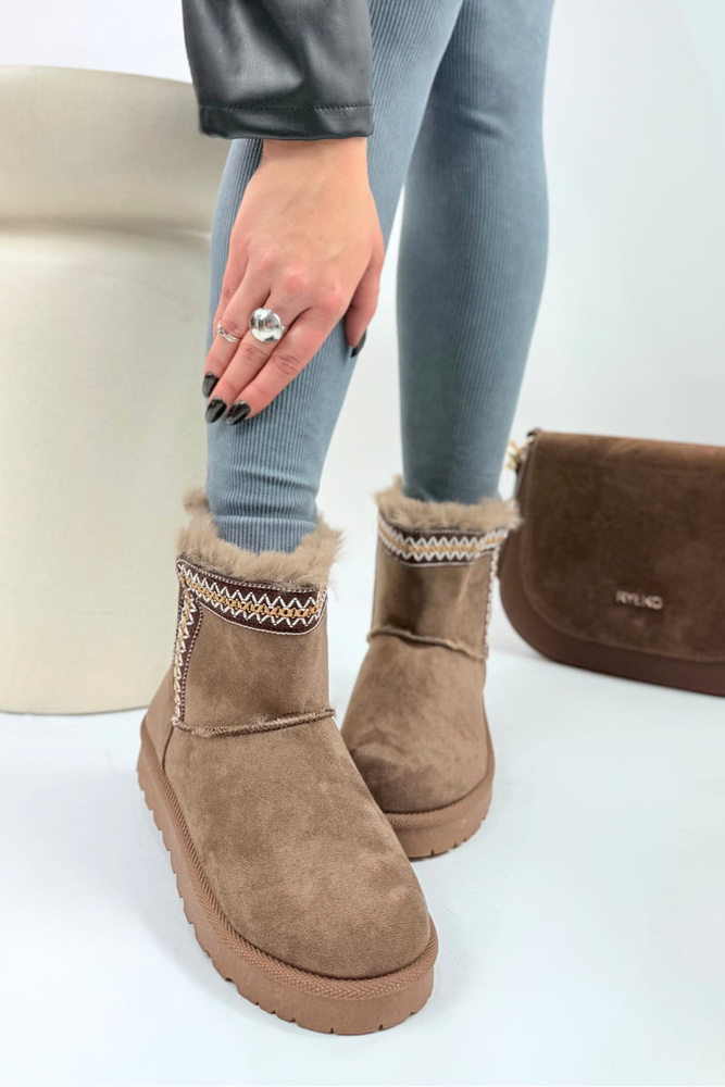Hnědé semišové ploché boty, zateplené