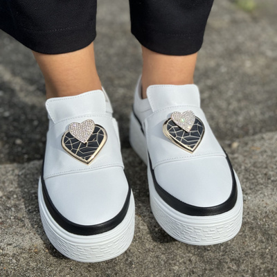 Černobílé kožené boty na platformě Artiker