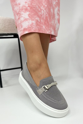 Šedé dámské boty na platformě se zdobením