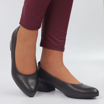 Šedé kožené lodičky s blokem Darex