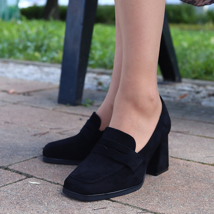 Černé semišové boty s blokem Potocki