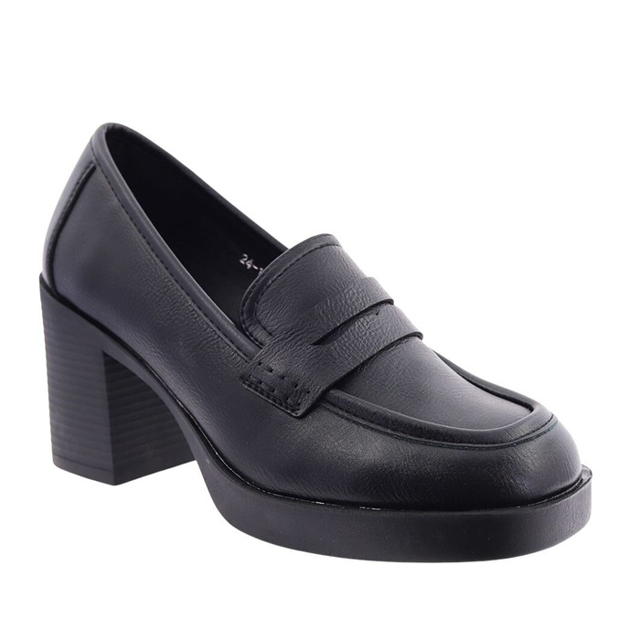 Nazouvací boty s černou platformou