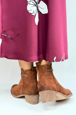 Hnědé semišové ploché boty, zateplené