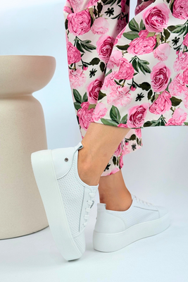 Bílé kožené tenisky na silné platformě Filippo