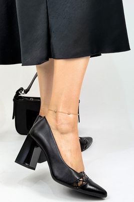 Dámské černé kožené lodičky na vysokém podpatku Kordel