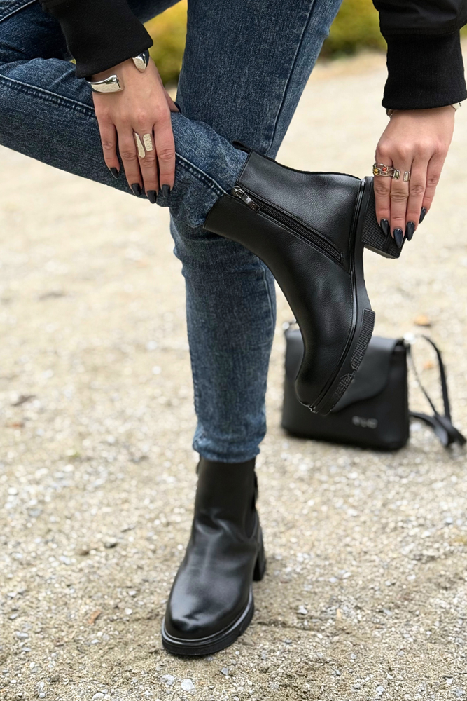 Hnědé semišové ploché boty, zateplené