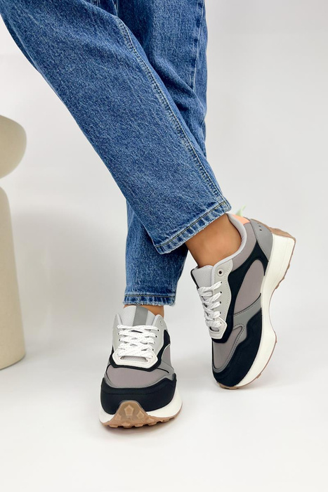 Černošedé sportovní boty z ekokůže a šněrovacího materiálu