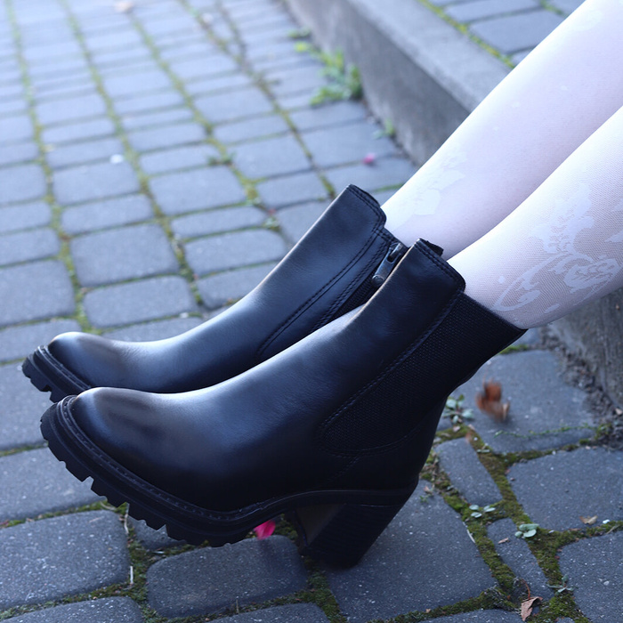 Chelsea boty na vysokém podpatku, černé, 2-25451-41 Marco Tozzi