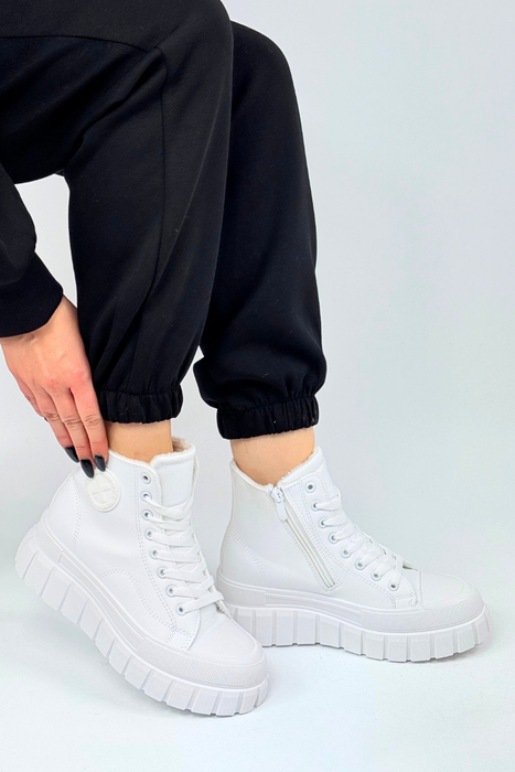 Dámské zimní šněrovací, zateplené kozačky v béžové barvě