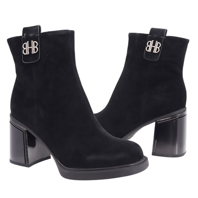 Černé semišové kožené kozačky na vysokém podpatku se zipem T. Sokolski