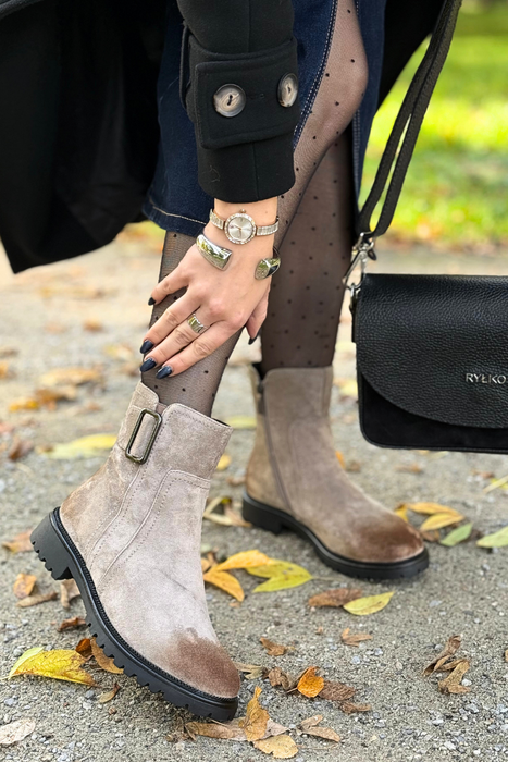 Černé kotníkové boty Potocki s ozdobným podpatkem